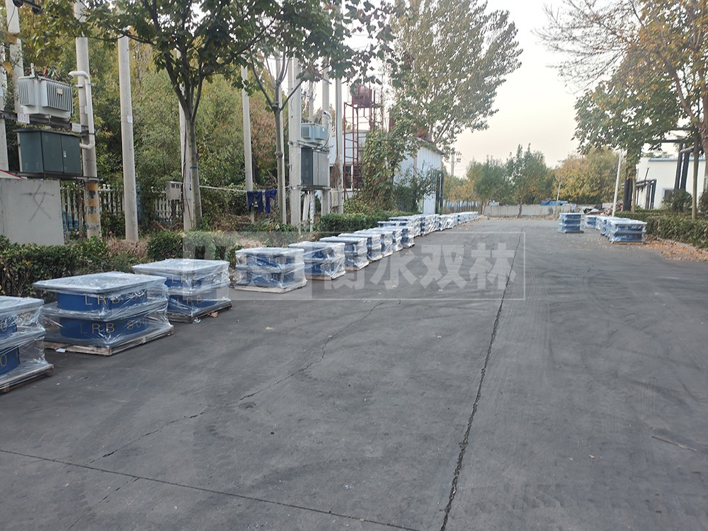 LNR1200支座厂家 LNR300隔震支座多少钱 LNR900橡胶隔震支座什么价格